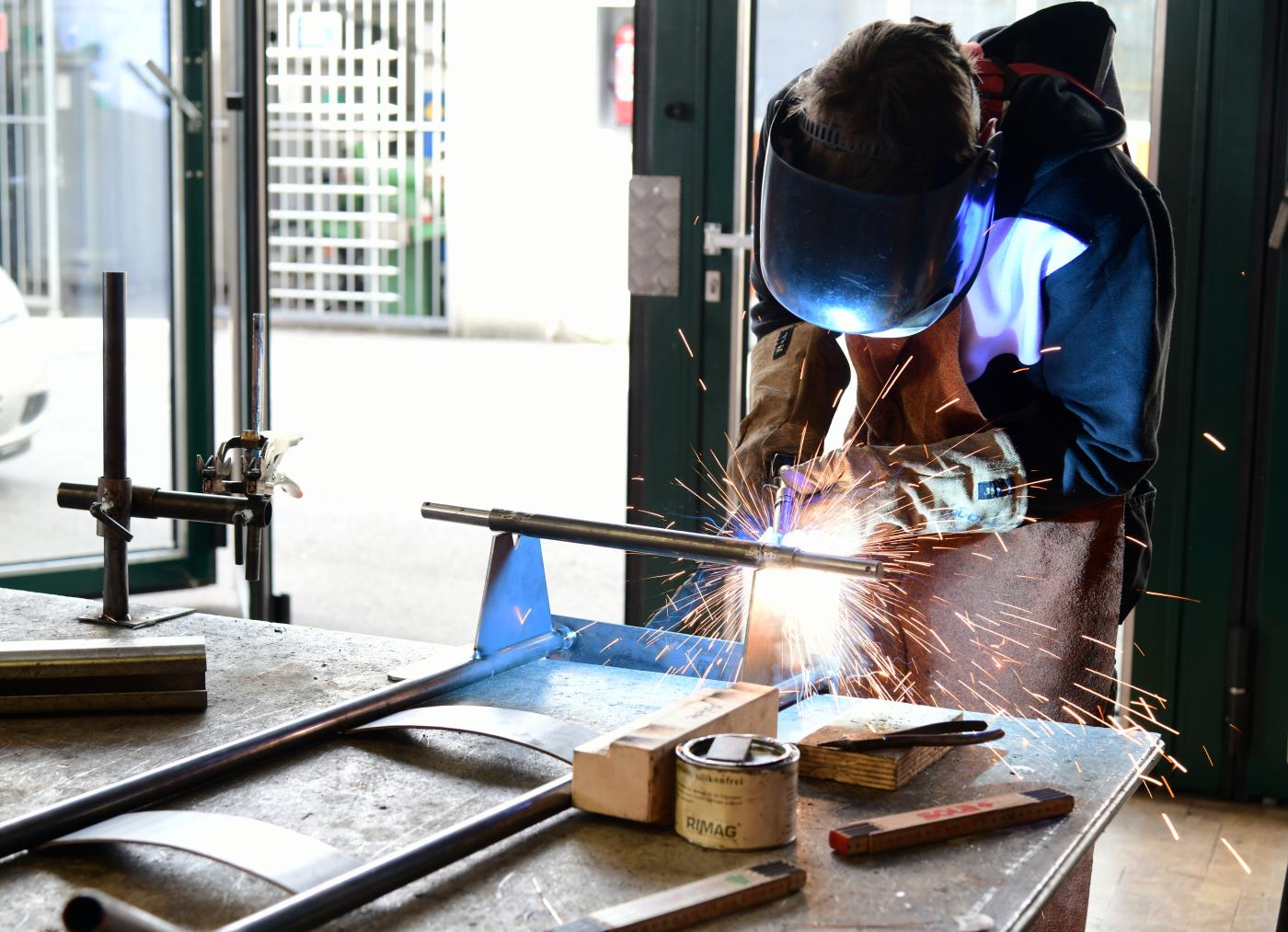Metalltechnik Schüler bei der Praxis Metalltechnik